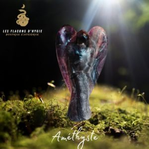 Ange en améthyste