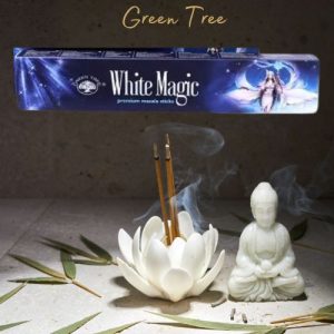 Encens green tree white magic natural