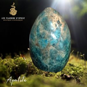 Forme libre d'apatite bleue 0.761g