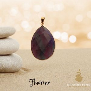 Pendentif fluorine violette goutte d'eau