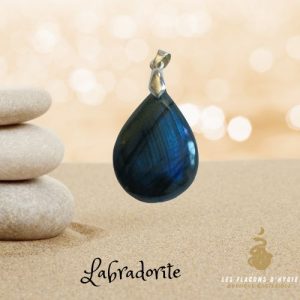 Pendentif labradorite goutte bleue