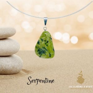 Pendentif roulé serpentine