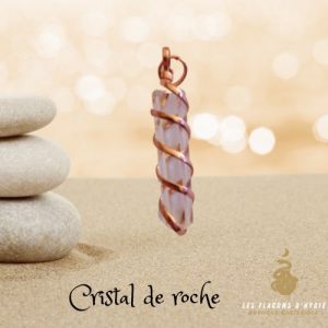 Pendentif cristal de roche en pointe et torsadé cuivre