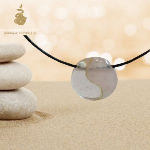 Pendentif quartz rose et cristal de roche yin yang   2cm