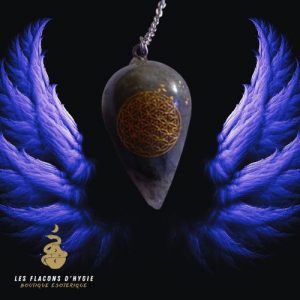 Pendule olive labradorite gravé fleur de vie