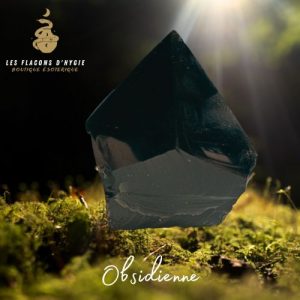 Pointe semi-polie d'obsidienne noire 0.320g