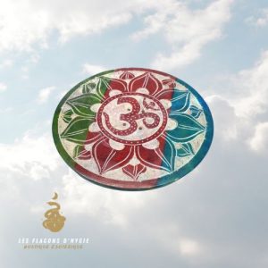 Porte encens rond om et fleur vert et rouge
