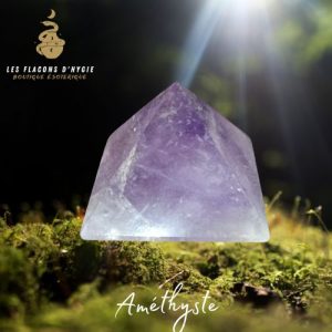 Pyramide amethyste 4x4