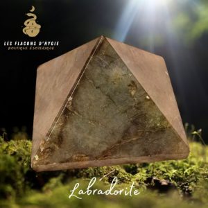 Pyramide labradorite 0.287g