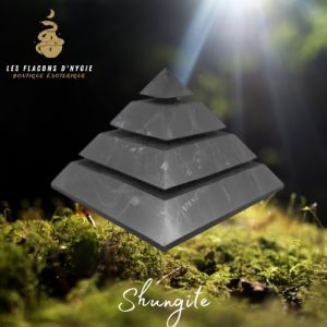 Pyramide shungite sakkara
